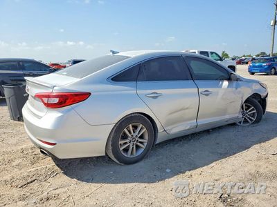 Trzecie zdjęcie samochodu z tyłu: 2017 HYUNDAI SONATA SE VIN:5NPE24AF3HH491642 - miniatura