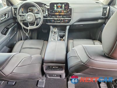 Zdjęcie 8 z 12 samochodu: 2025 NISSAN PATHFINDER SL VIN:5N1DR3CD0SC257048 - miniatura