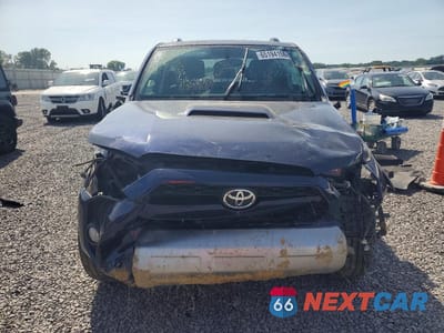 Piąte zdjęcie samochodu w środku: 2014 TOYOTA 4RUNNER TRAIL PREMIUM VIN:JTEBU5JR0E5186586 - miniatura