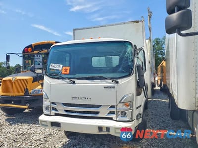 2023 ISUZU NPR HD BOX TRUCK 54DC4W1D0PS201381 - główne zdjęcie licytacji z USA - miniatura