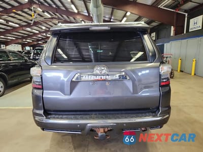 Zdjęcie 6 z 13 samochodu: 2015 TOYOTA 4RUNNER LIMITED VIN:JTEBU5JRXF5242194 - miniatura