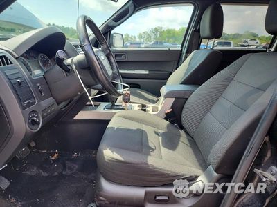 Zdjęcie 7 z 13 samochodu: 2012 FORD ESCAPE XLT VIN:1FMCU0DG3CKB56952 - miniatura