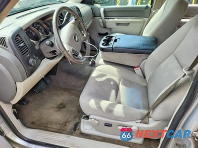 Zdjęcie 7 z 12 samochodu: 2013 CHEVROLET SILVERADO K1500 LT VIN:3GCPKSE70DG172444 - miniatura