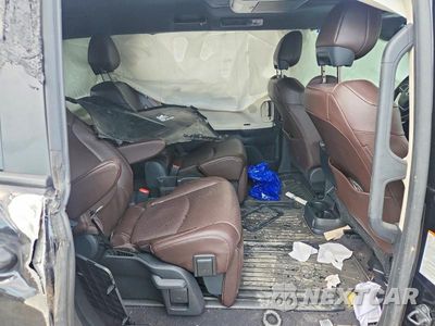 Zdjęcie 11 z 13 samochodu: 2022 TOYOTA SIENNA PLATINUM 7-PASSENGER VIN:5TDESKFC2NS067507 - miniatura