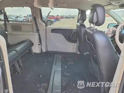 Zdjęcie 10 z 13 samochodu: 2011 CHRYSLER TOWN & COUNTRY TOURING L VIN:2A4RR8DG4BR784477 - miniatura