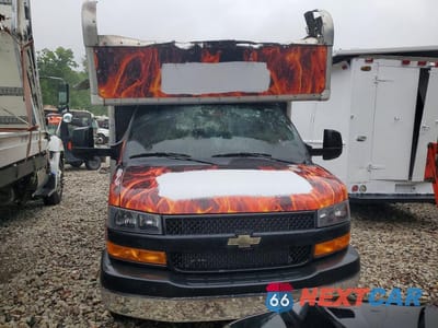 Piąte zdjęcie samochodu w środku: 2021 CHEVROLET EXPRESS G3500 VIN:1HA3GTC74MN005225 - miniatura