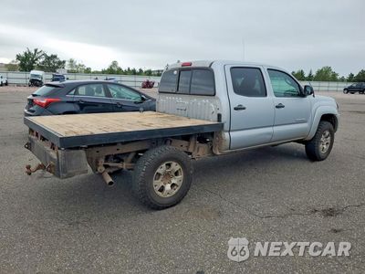 Trzecie zdjęcie samochodu z tyłu: 2011 TOYOTA TACOMA DOUBLE CAB LONG BED VIN:3TMMU4FN6BM024853 - miniatura