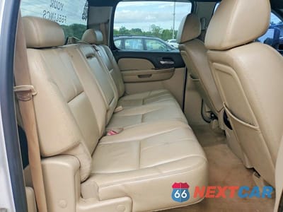 Zdjęcie 10 z 12 samochodu: 2007 CHEVROLET SILVERADO K2500 HEAVY DUTY VIN:1GCHK23667F516475 - miniatura
