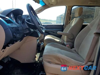 Zdjęcie 7 z 13 samochodu: 2014 DODGE GRAND CARAVAN SE VIN:2C4RDGBG2ER374914 - miniatura