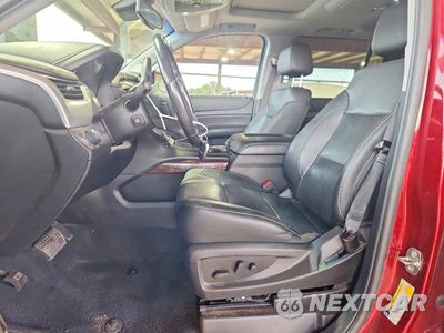 Zdjęcie 7 z 13 samochodu: 2020 GMC YUKON XL C1500 SLT VIN:1GKS1GKCXLR245172 - miniatura
