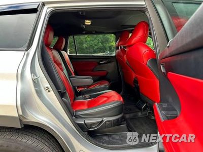 Zdjęcie 7 z 10 samochodu: 2022 TOYOTA HIGHLANDER XSE VIN:5TDLZRBH1NS216003 - miniatura