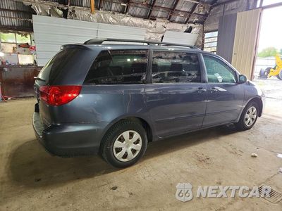 Trzecie zdjęcie samochodu z tyłu: 2009 TOYOTA SIENNA LE 7-PASSENGER VIN:5TDZK23C59S285954 - miniatura