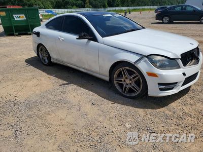 Czwarte zdjęcie samochodu z boku: 2015 MERCEDES-BENZ C 250 VIN:WDDGJ4HB6FG398328 - miniatura