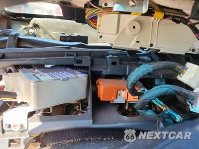 Zdjęcie 9 z 12 samochodu: 2008 TOYOTA PRIUS BASE VIN:JTDKB20U583455017 - miniatura