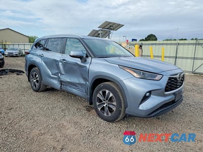 Czwarte zdjęcie samochodu z boku: 2024 TOYOTA HIGHLANDER XLE VIN:5TDKDRBH8RS534300 - miniatura