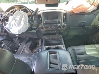 Zdjęcie 8 z 12 samochodu: 2018 GMC SIERRA K2500 DENALI VIN:1GT12UEYXJF125669 - miniatura