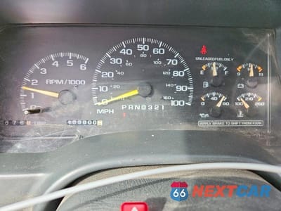 Zdjęcie 9 z 13 samochodu: 1999 CHEVROLET TAHOE C1500 VIN:1GNEC13R4XJ435872 - miniatura