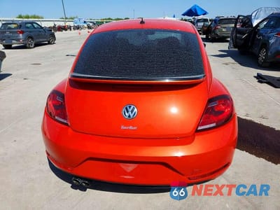 Zdjęcie 6 z 12 samochodu: 2018 VOLKSWAGEN BEETLE S VIN:3VWFD7AT1JM701397 - miniatura
