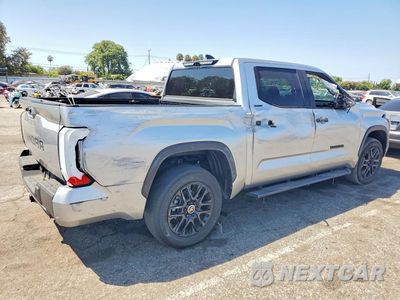 Trzecie zdjęcie samochodu z tyłu: 2024 TOYOTA TUNDRA LIMITED HV VIN:5TFWC5DB6RX050366 - miniatura