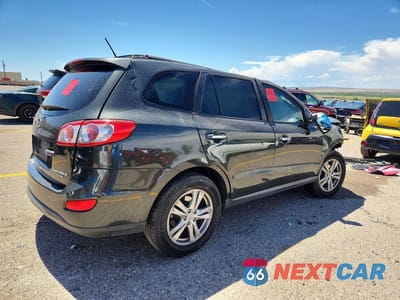 Trzecie zdjęcie samochodu z tyłu: 2011 HYUNDAI SANTA FE LIMITED VIN:5XYZK4AGXBG048039 - miniatura