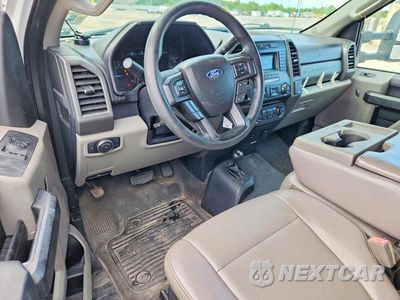 Zdjęcie 8 z 14 samochodu: 2018 FORD F550 SUPER DUTY VIN:1FDUF5HY6JDA01067 - miniatura
