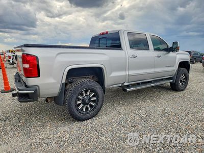 Trzecie zdjęcie samochodu z tyłu: 2019 GMC SIERRA K2500 DENALI VIN:1GT12SEYXKF223011 - miniatura