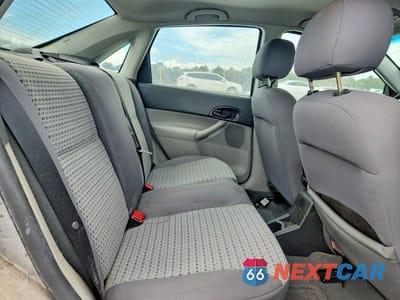 Zdjęcie 10 z 12 samochodu: 2007 FORD FOCUS ZX4 VIN:1FAFP34N27W244596 - miniatura