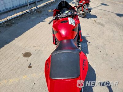 Zdjęcie 6 z 9 samochodu: 2005 HONDA CBR600 RR VIN:JH2PC37045M205938 - miniatura