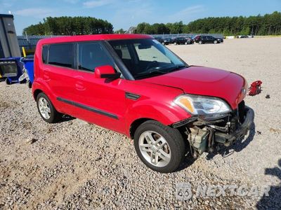 Czwarte zdjęcie samochodu z boku: 2010 KIA SOUL + VIN:KNDJT2A27A7179024 - miniatura