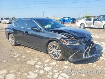 Czwarte zdjęcie samochodu z boku: 2021 LEXUS ES 300H VIN:58ADA1C18MU005670 - miniatura
