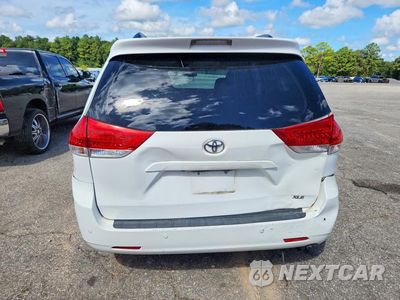 Zdjęcie 6 z 13 samochodu: 2011 TOYOTA SIENNA XLE 8-PASSENGER VIN:5TDYK3DC9BS096391 - miniatura