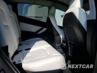 Zdjęcie 10 z 13 samochodu: 2020 TESLA MODEL Y VIN:5YJYGDEE7LF040396 - miniatura