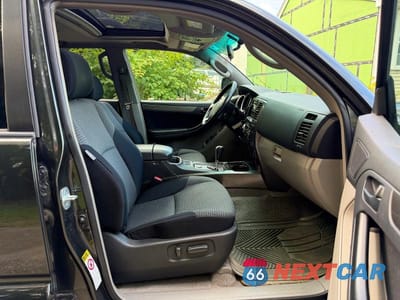 Piąte zdjęcie samochodu w środku: 2008 TOYOTA 4RUNNER SPORT EDITION VIN:JTEBT14R38K001153 - miniatura