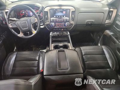Zdjęcie 8 z 12 samochodu: 2015 GMC SIERRA K2500 DENALI VIN:1GT120EG5FF140197 - miniatura