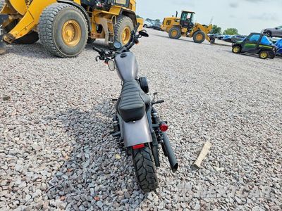 Czwarte zdjęcie samochodu z boku: 2017 HARLEY-DAVIDSON XL883 IRON 883 VIN:1HD4LE219HC440111 - miniatura
