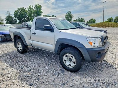 Czwarte zdjęcie samochodu z boku: 2011 TOYOTA TACOMA BASE VIN:5TFPX4EN8BX007018 - miniatura