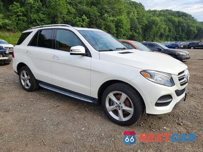 Czwarte zdjęcie samochodu z boku: 2018 MERCEDES-BENZ GLE 350 4MATIC VIN:4JGDA5HB3JB075181 - miniatura