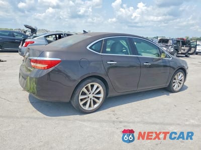 Trzecie zdjęcie samochodu z tyłu: 2013 BUICK VERANO VIN:1G4PP5SK5D4163243 - miniatura