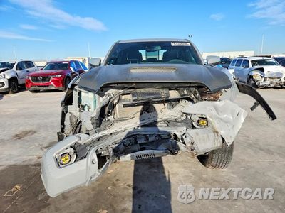 Piąte zdjęcie samochodu w środku: 2021 TOYOTA TACOMA TRD OFF-ROAD VIN:3TMCZ5AN9MM420238 - miniatura