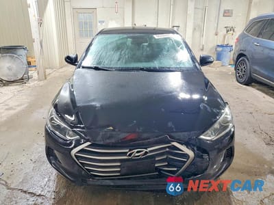 Piąte zdjęcie samochodu w środku: 2018 HYUNDAI ELANTRA SEL VIN:5NPD84LFXJH312641 - miniatura