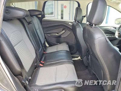 Zdjęcie 10 z 13 samochodu: 2018 FORD ESCAPE SE VIN:1FMCU0GD2JUC62411 - miniatura