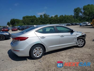 Trzecie zdjęcie samochodu z tyłu: 2017 HYUNDAI ELANTRA SE VIN:5NPD74LF6HH094968 - miniatura