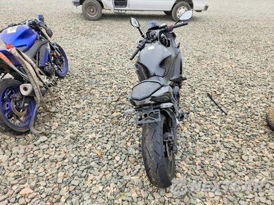 Czwarte zdjęcie samochodu z boku: 2026 KAWASAKI EX650 R VIN:ML5EXER17TDAH0367 - miniatura