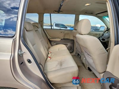 Zdjęcie 10 z 13 samochodu: 2006 TOYOTA HIGHLANDER BASE VIN:JTEEP21A760185043 - miniatura