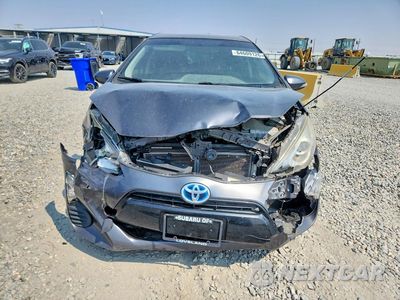 Piąte zdjęcie samochodu w środku: 2016 TOYOTA PRIUS C TWO VIN:JTDKDTB32G1127438 - miniatura