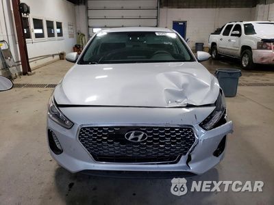 Piąte zdjęcie samochodu w środku: 2018 HYUNDAI ELANTRA GT BASE VIN:KMHH35LE9JU060850 - miniatura