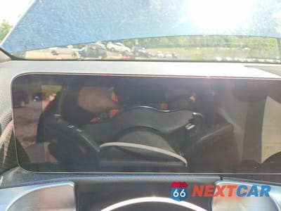 Zdjęcie 9 z 12 samochodu: 2023 MERCEDES-BENZ GLB 250 VIN:W1N4M4GB7PW276910 - miniatura