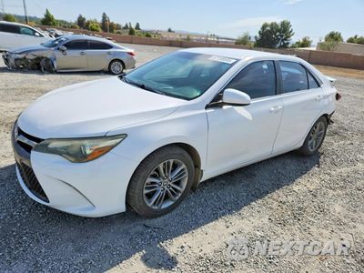2015 TOYOTA CAMRY SE 4T1BF1FK0FU494590 - główne zdjęcie licytacji z USA - miniatura