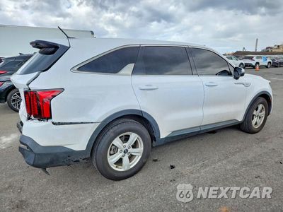 Trzecie zdjęcie samochodu z tyłu: 2023 KIA SORENTO LX VIN:5XYRG4LC9PG203540 - miniatura