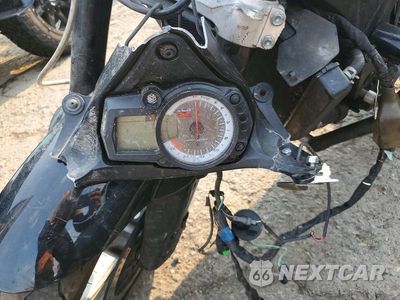 Zdjęcie 7 z 9 samochodu: 2009 SUZUKI GSX-R750 VIN:JS1GR7LA792101646 - miniatura